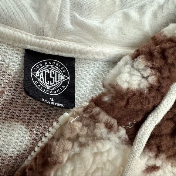 PacSun Royal Sherpa Hoodie | Brown and White | Teddy Fuzzy Jacket Coat, Small - Picture 14 of 16